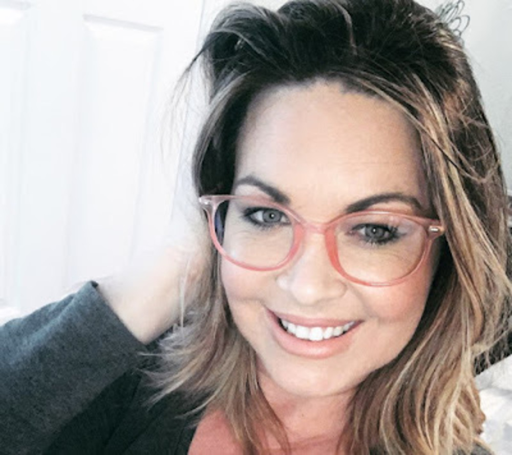 Meet your Posher, Karolyn